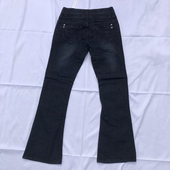 Size 9 Macy’s Junior Jeans Bootcut NWT - Picture 3 of 10